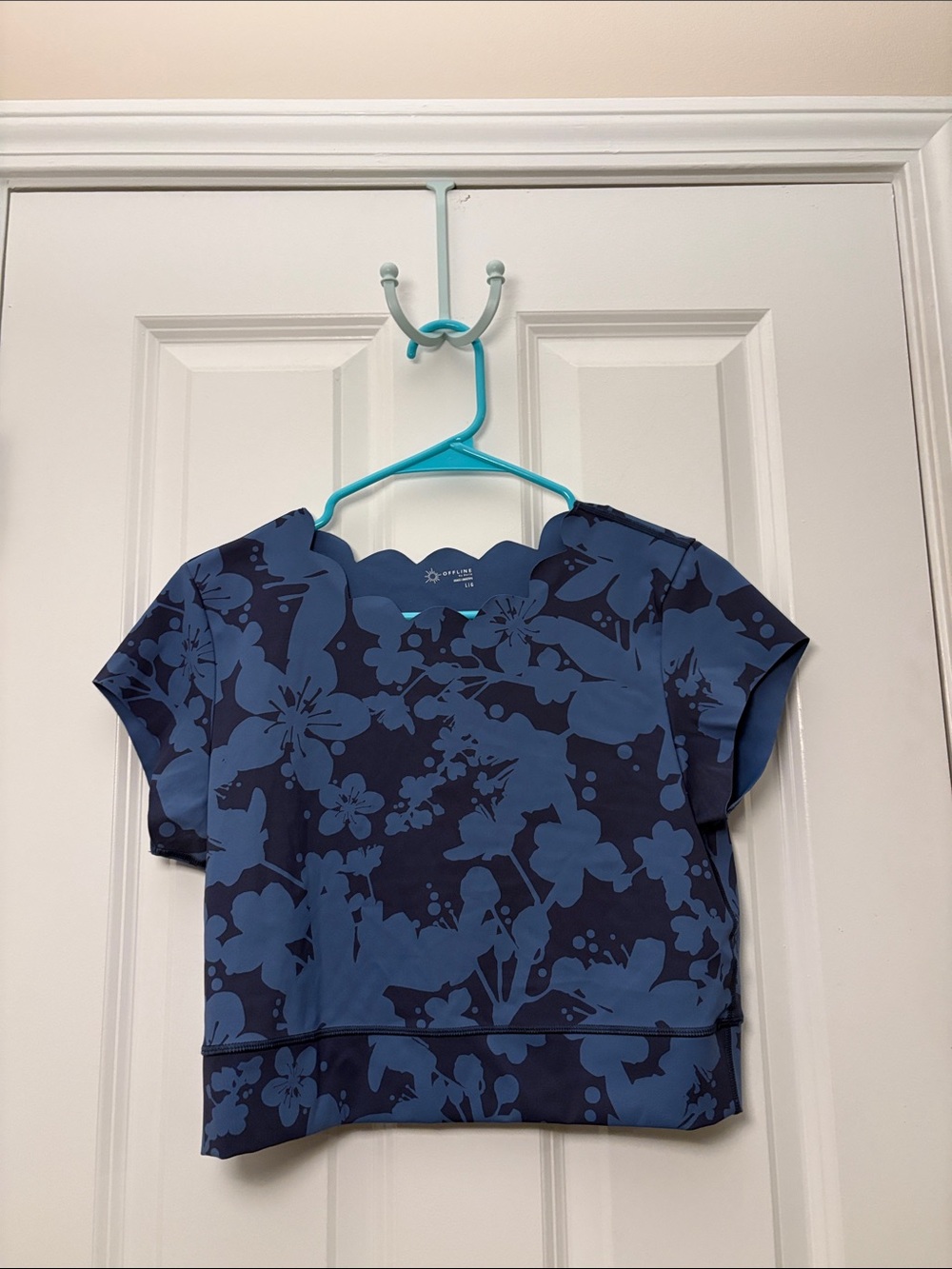 Offline by Aerie Goals Scallop Top